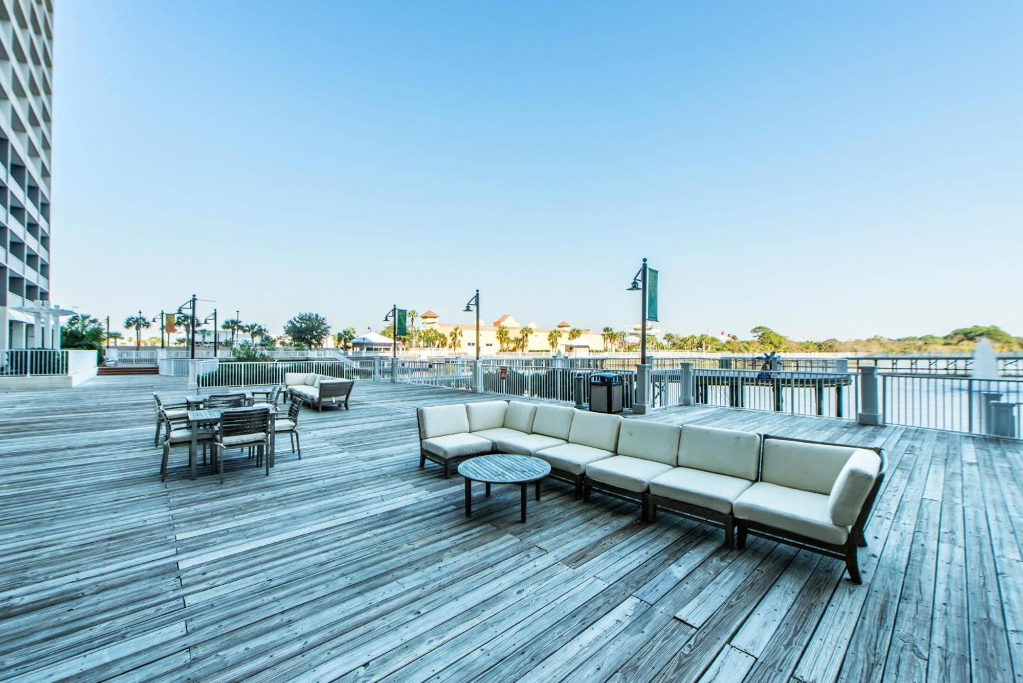 Laketown Wharf 1326 Panama Stadt